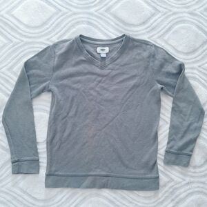 Gray V-Neck Long Sleeve Shirt